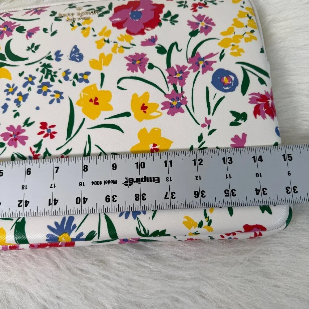 Kate Spade Floral Garden Bouquet Padded Laptop Case Multi Color 15.3'' Chic